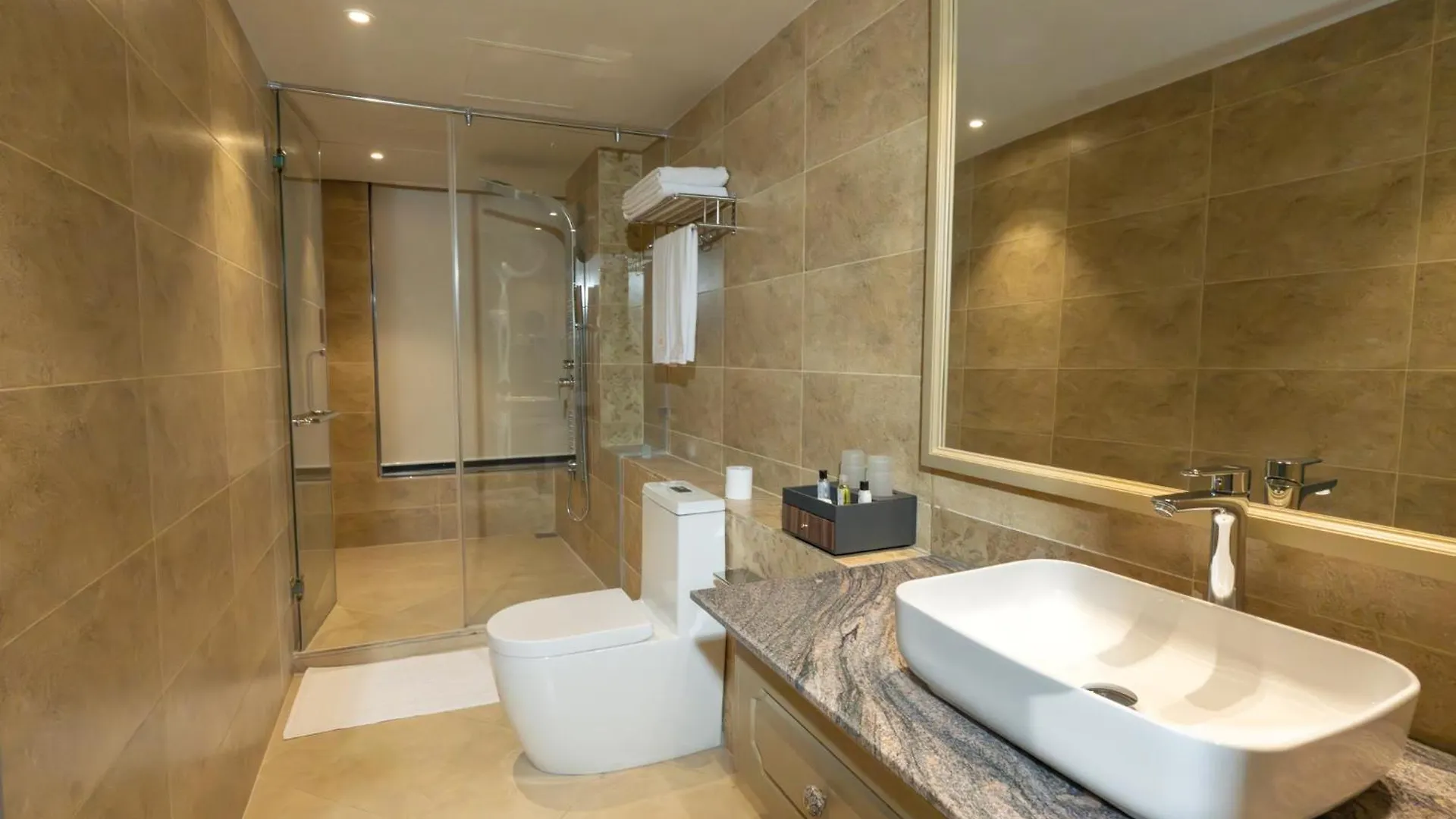 Grandeeza Hotel By Galison Negombo